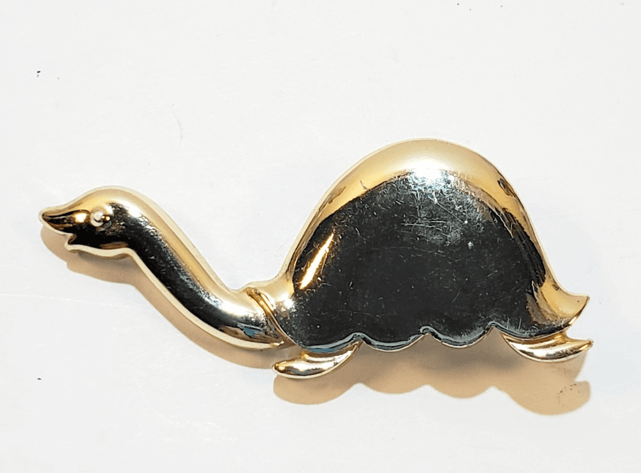 Vintage Shiny Gold Tone Metal Cartoon Like Turtle Tortoise Brooch Pin