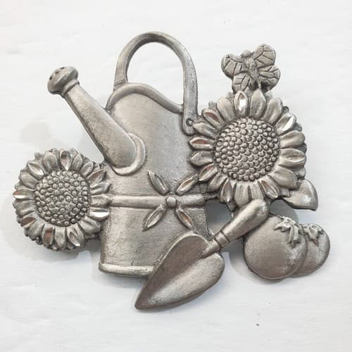 Vintage Spoontiques Pewter Gardening Water Can Sunflower Spring Brooch Pin #4133