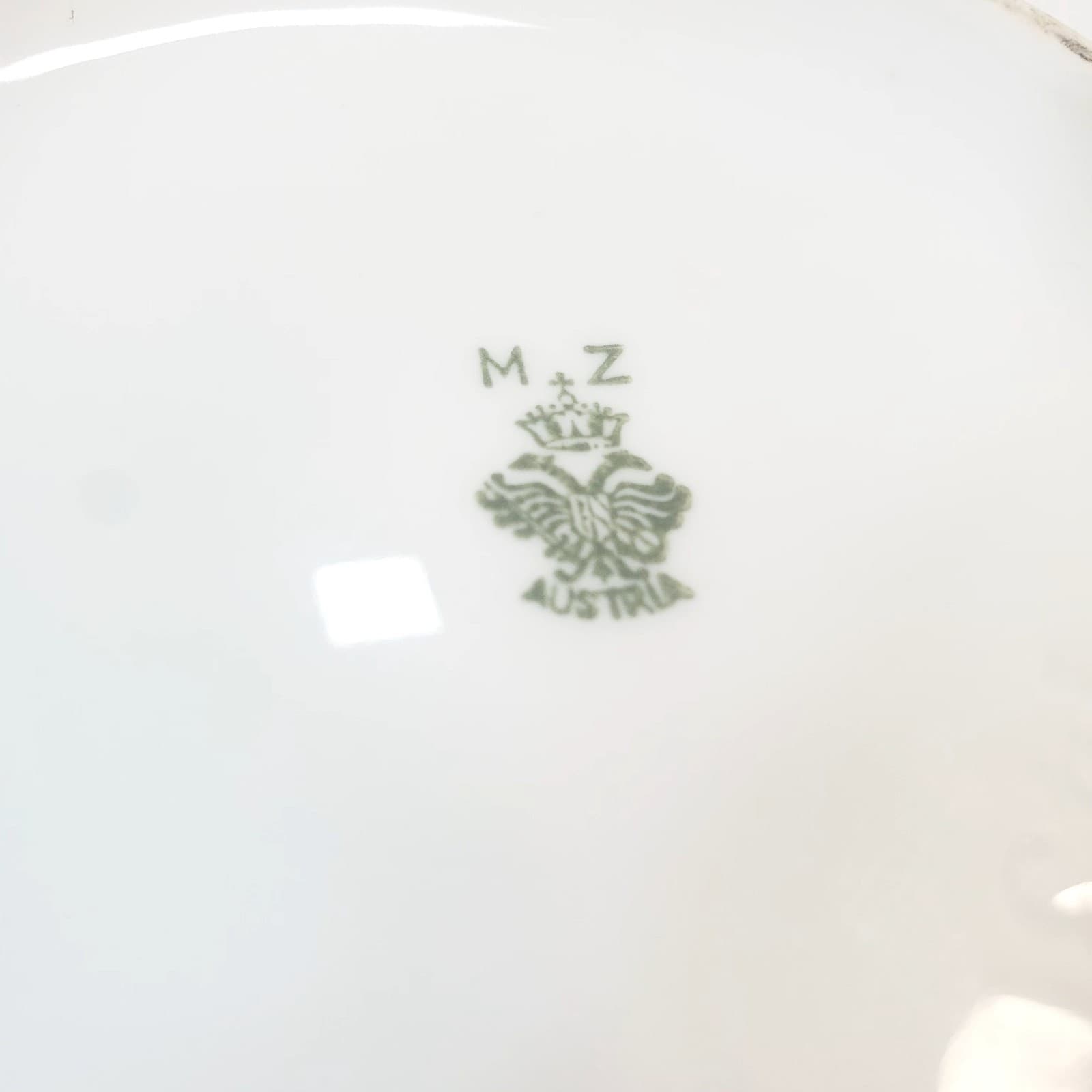M Z Austria Antique Pearlescent Bowl 2-Handled with Gold Trim Abstract Design - Thumbnail 6