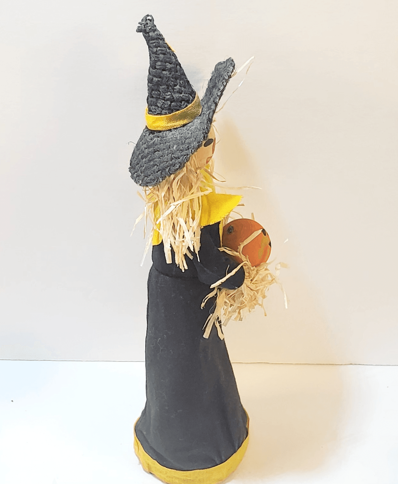 Vintage 9" Scarecrow Witch Decor Straw Burlap Standing Holding Pumpkin Halloween - Thumbnail 5