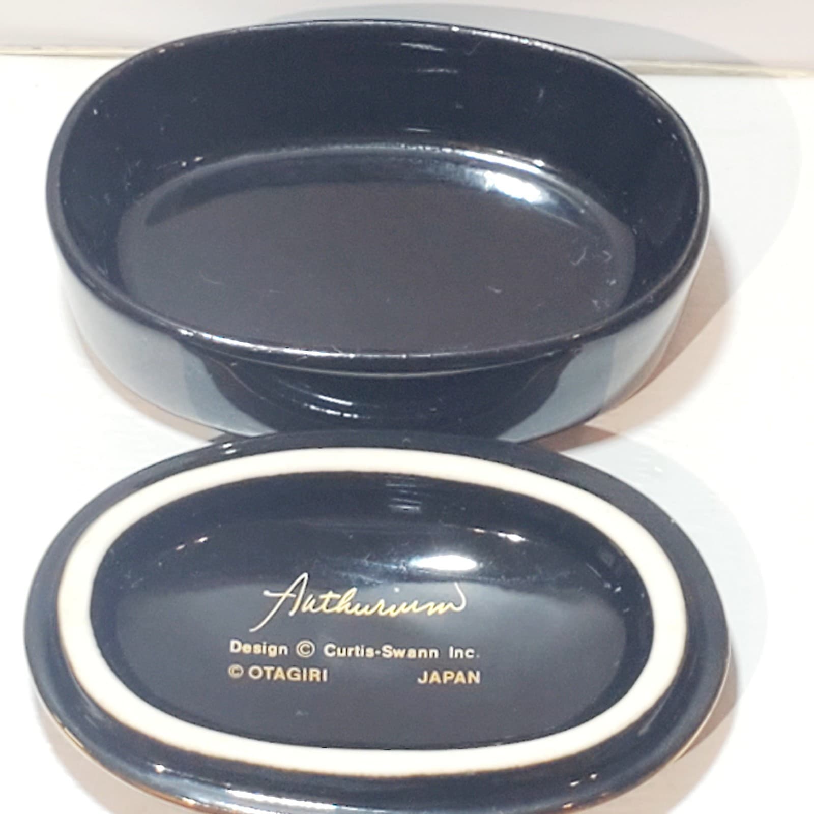 Otagiri Authurium Ceramic Trinket Box Designed by Curtis-Swann Inc Japan - Thumbnail 4