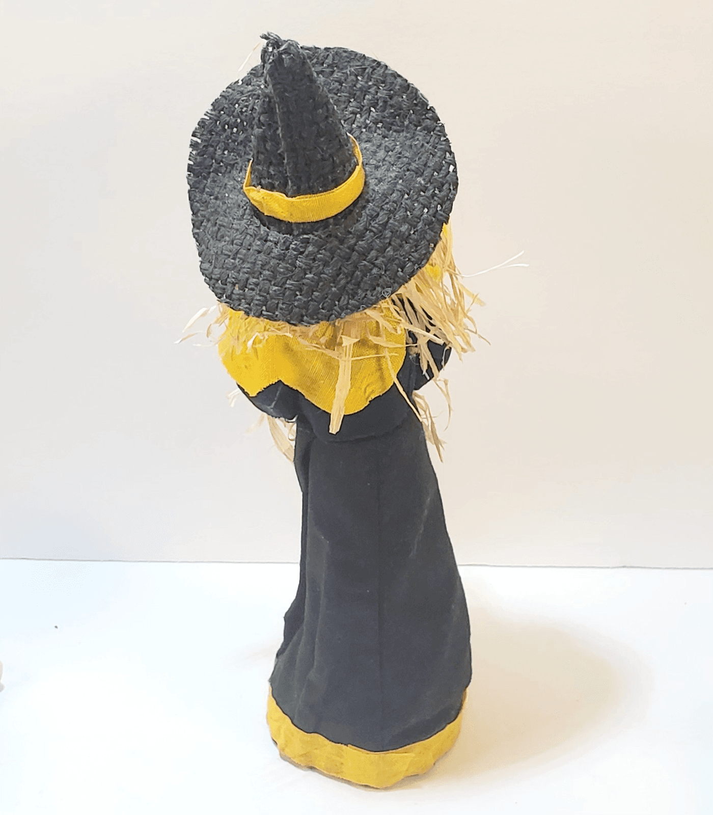 Vintage 9" Scarecrow Witch Decor Straw Burlap Standing Holding Pumpkin Halloween - Thumbnail 6