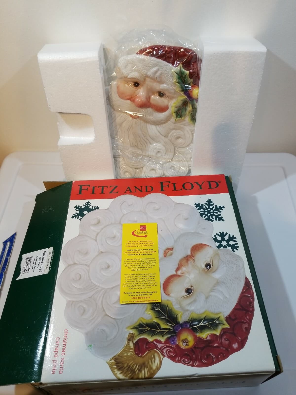 Fitz & Floyd Essentials Christmas Santa Face Canape Dish Plate Wall Decor - Thumbnail 3