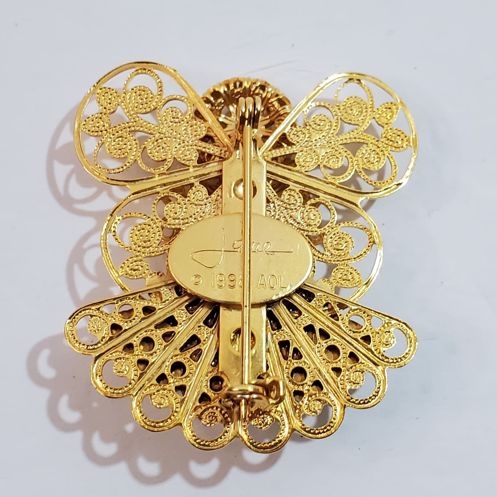 Vtg 1998 Jane Davis Angel Of Love Faux Pearl Cut Out Gold Tone Wings Brooch Pin - Thumbnail 2