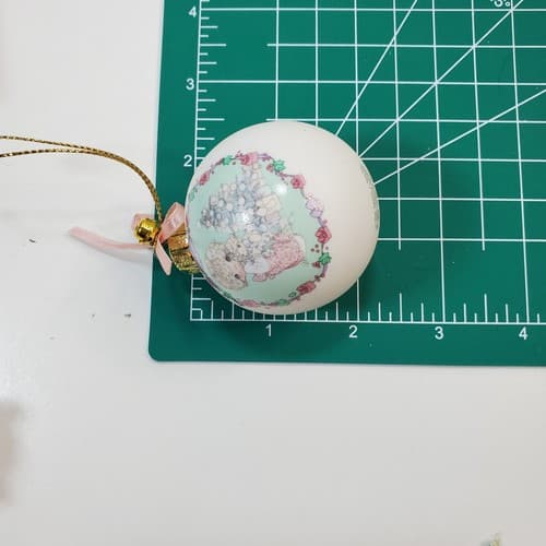 3 Vintage 1992 Precious Moments Christmas Ornaments Heart, Ball & Pop-up Present - Thumbnail 11