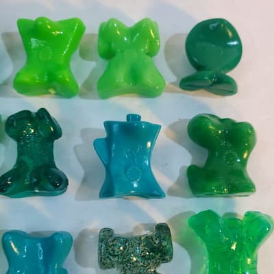 Vtg Mixed 1990's Gogos Crazy Bones Lot of 20 Various Shades of Green Collectible - Thumbnail 9