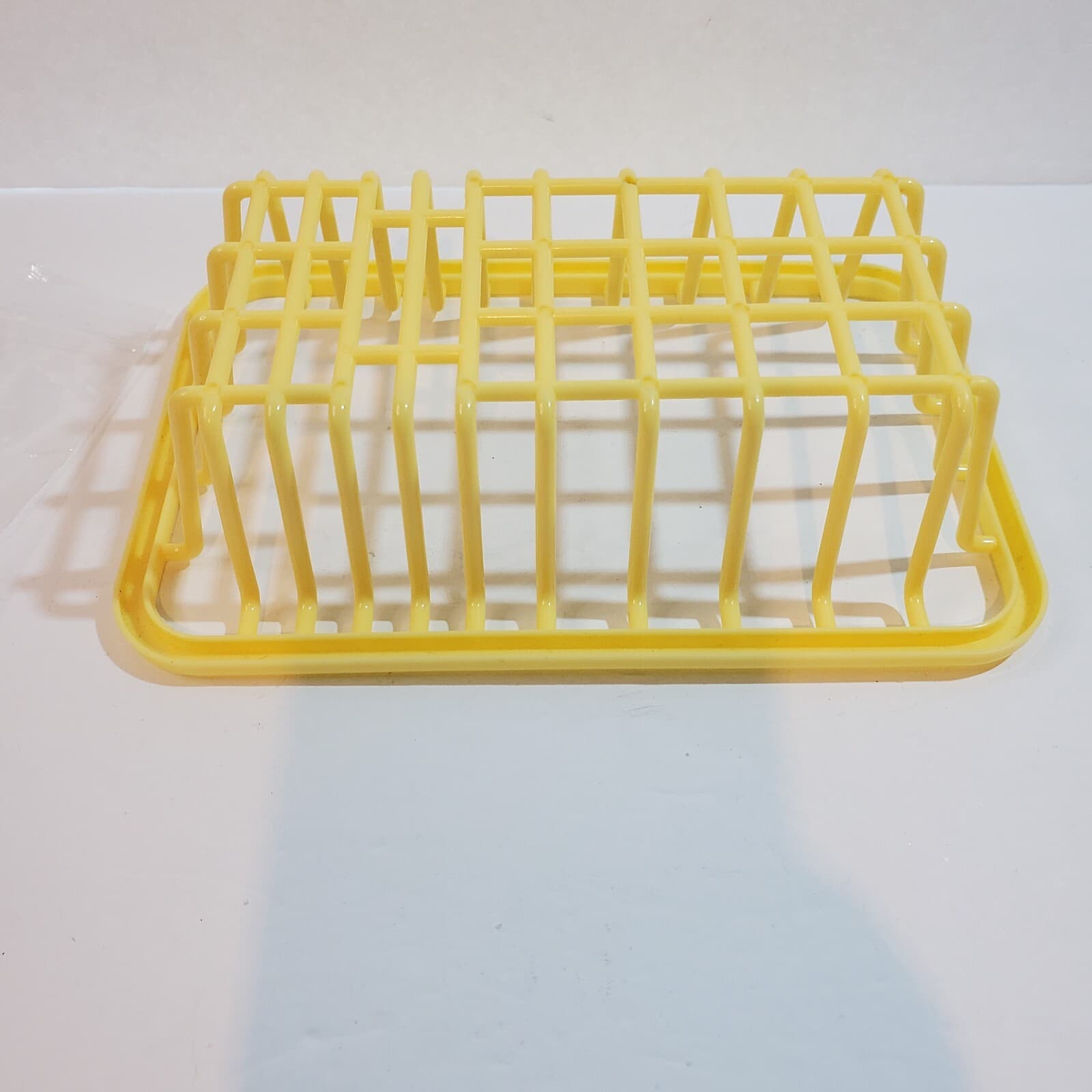 Vintage Greenbrier Intl Doll Toy Dish Drainer Yellow Plastic 4.5 in x 7 in - Thumbnail 4