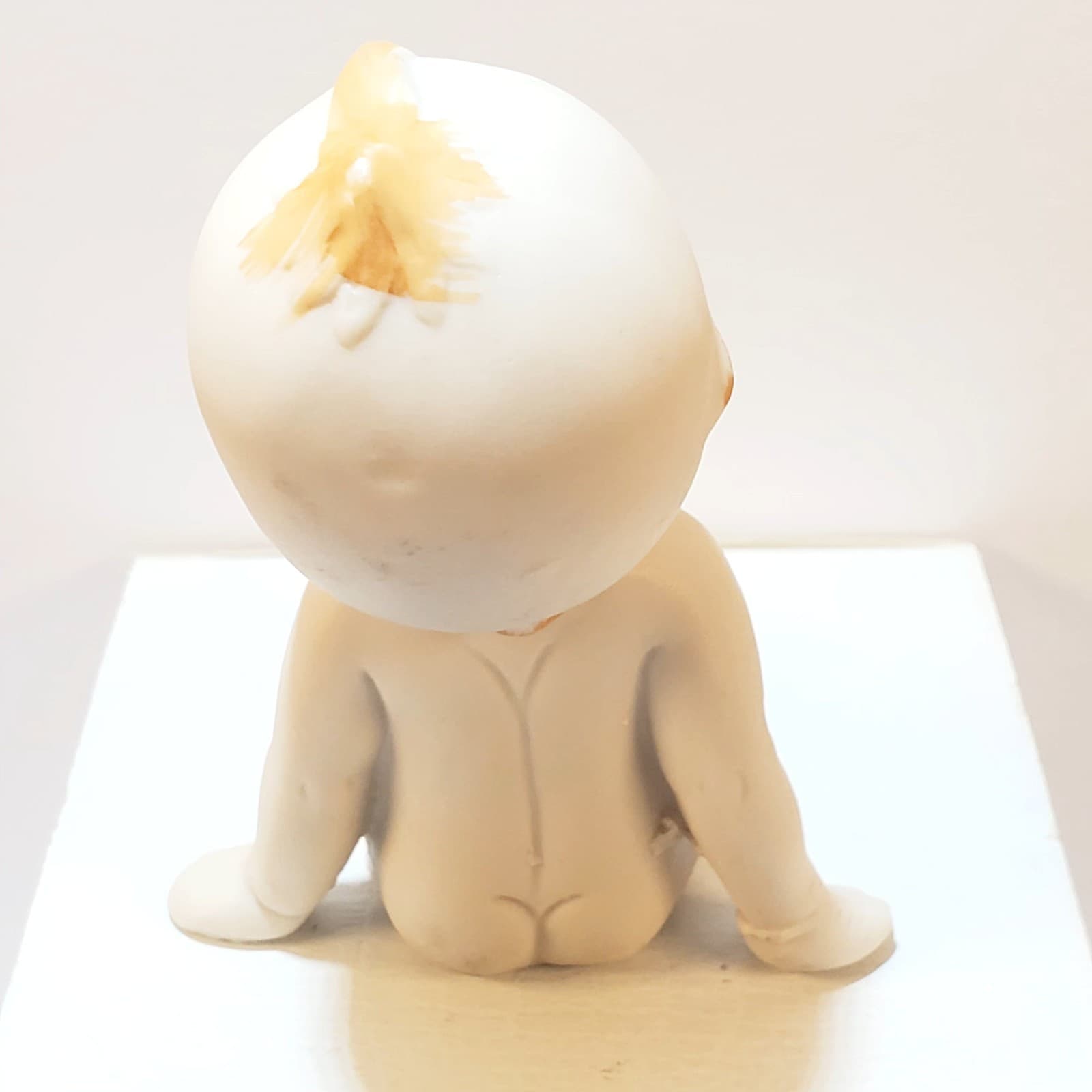 Vintage Kewpie Sitting Thinking Bisque Blue Wing Cherub Figurine Made In Japan - Thumbnail 3