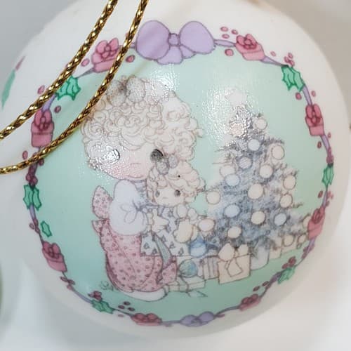 3 Vintage 1992 Precious Moments Christmas Ornaments Heart, Ball & Pop-up Present - Thumbnail 4