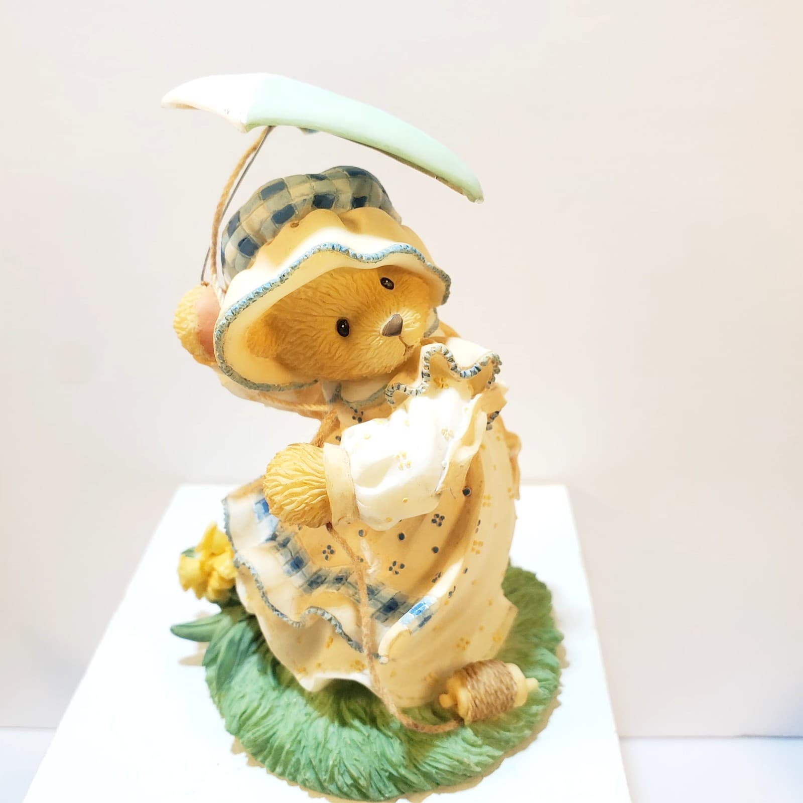 Vintage 1997 Cherished Teddies Megan Spring Brings A Season Of Beauty Figurine