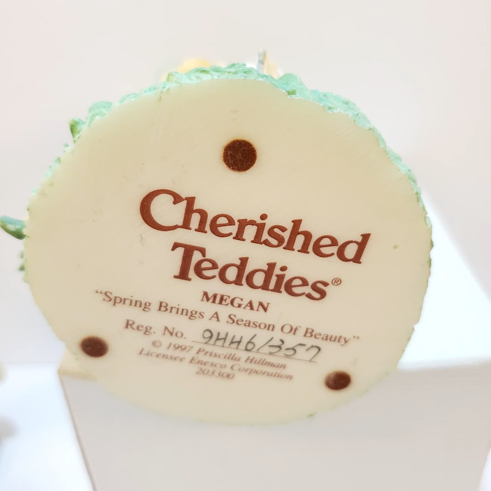 Vintage 1997 Cherished Teddies Megan Spring Brings A Season Of Beauty Figurine - Thumbnail 6