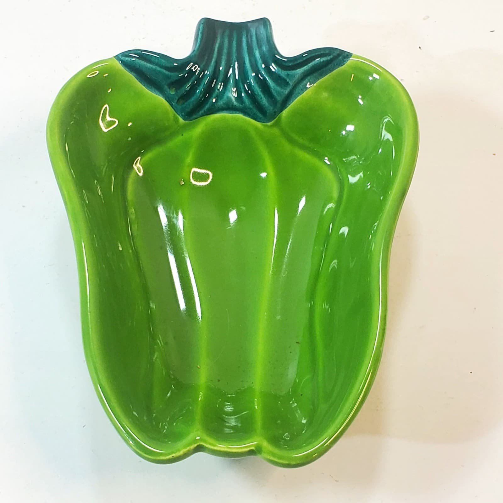 Vintage Green Pepper Shaped Ceramic Bowl Dish Vegetable Decor Made In Japan