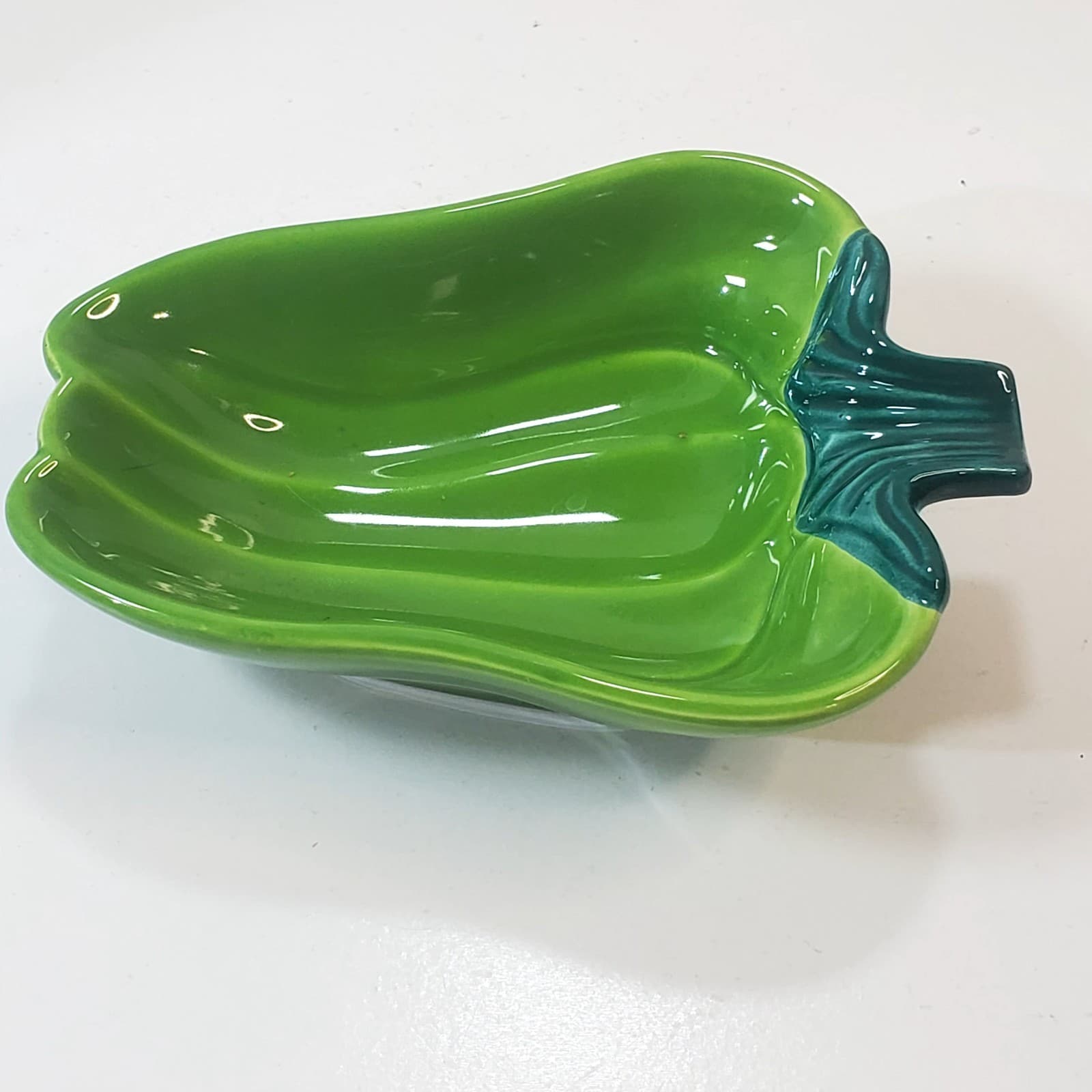Vintage Green Pepper Shaped Ceramic Bowl Dish Vegetable Decor Made In Japan - Thumbnail 2