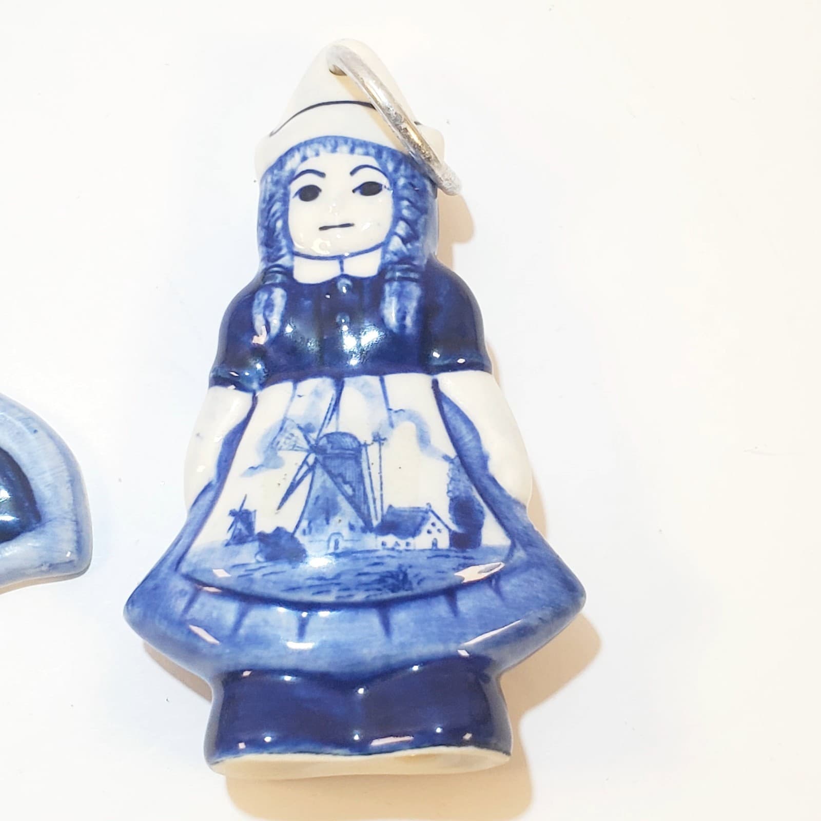 2 Delft Blue and White Holland Ceramic Christmas Tree Ornaments Holly Dutch Girl - Thumbnail 4
