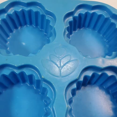 Vintage 1987 Fisher Price Fun With Food Blue Ribbed Cupcake Tray - Thumbnail 3