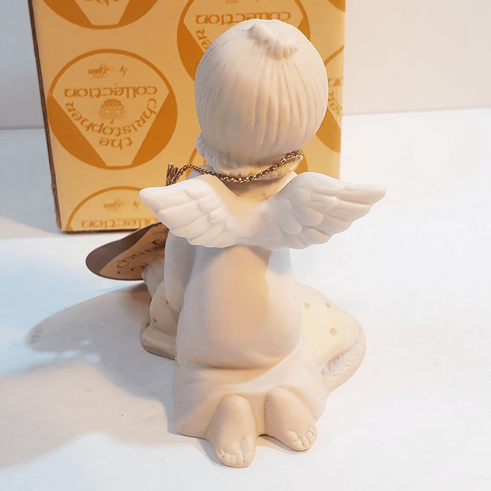 Vintage 1983 Lefton Christopher Collection Porcelain Angel w/ Baby Figurine - Thumbnail 4
