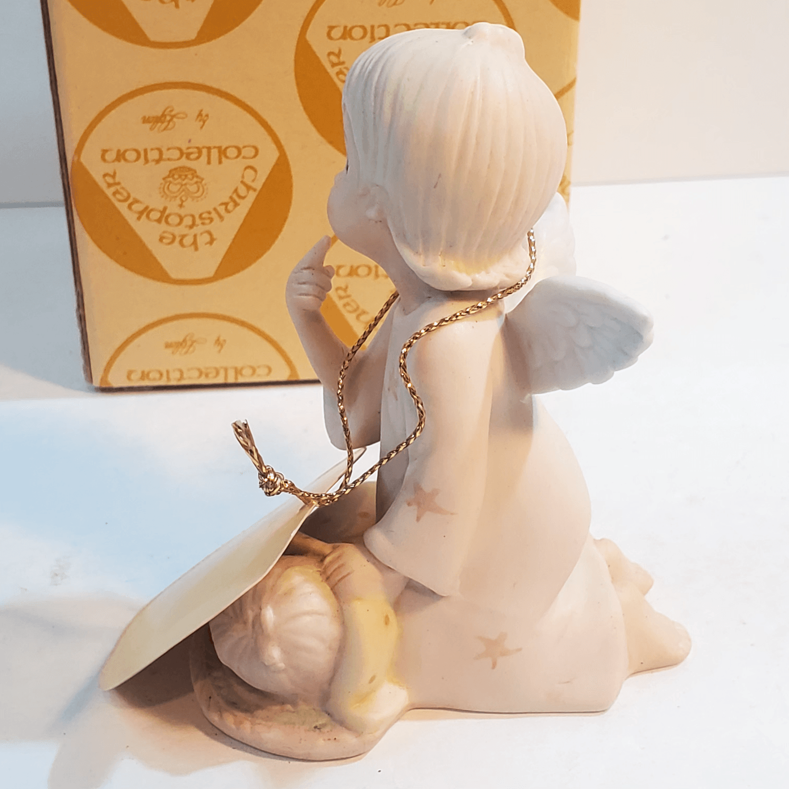 Vintage 1983 Lefton Christopher Collection Porcelain Angel w/ Baby Figurine - Thumbnail 5