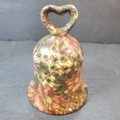 Vintage 1994 Patricia Reach Decoupage Ceramic Floral Bell Heart Shaped Handle - Thumbnail 3