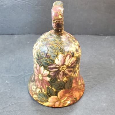 Vintage 1994 Patricia Reach Decoupage Ceramic Floral Bell Heart Shaped Handle - Thumbnail 4