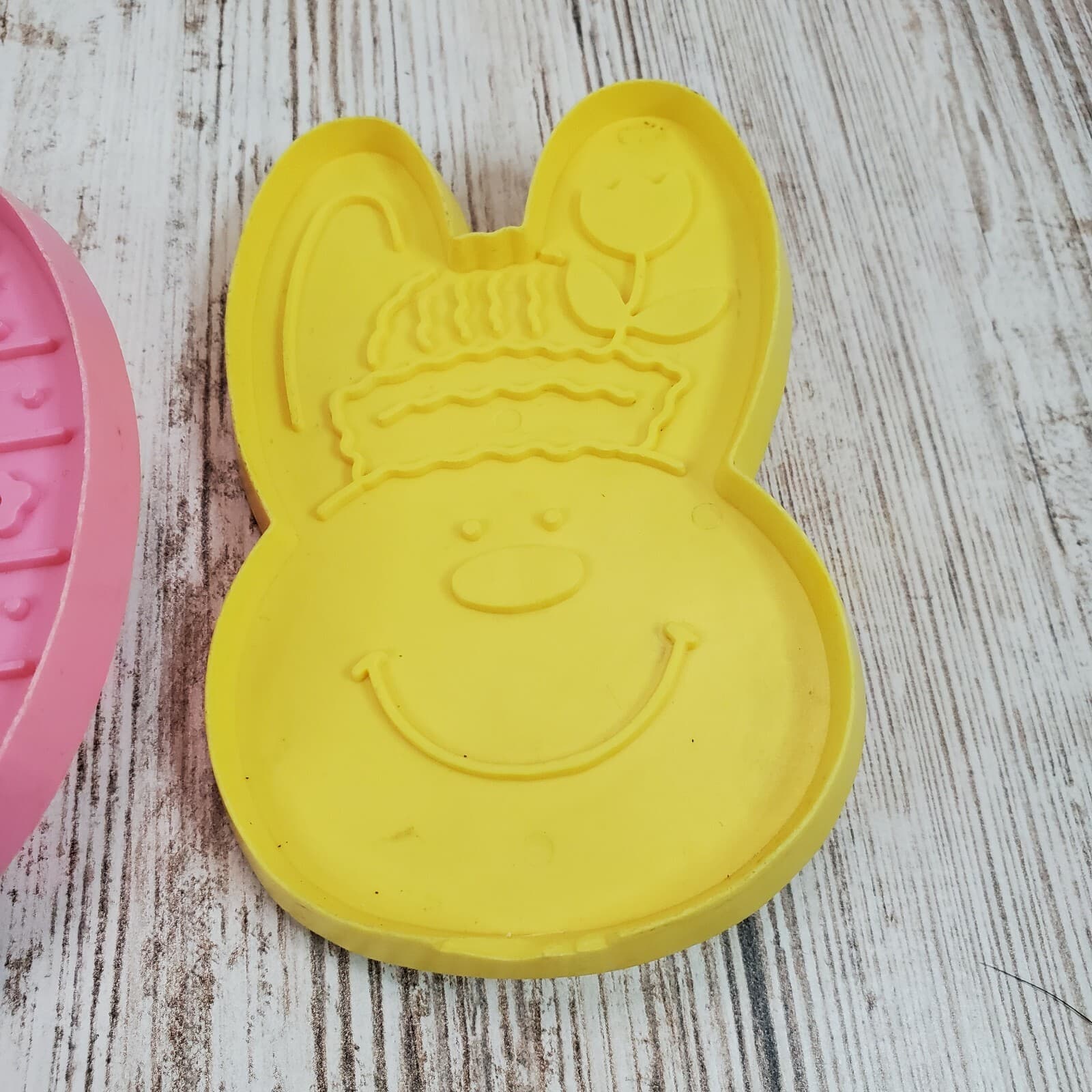 Vintage Hallmark Cookie Cutter Easter Set - Funny Bunny Decorated Egg Boy & Girl - Thumbnail 2