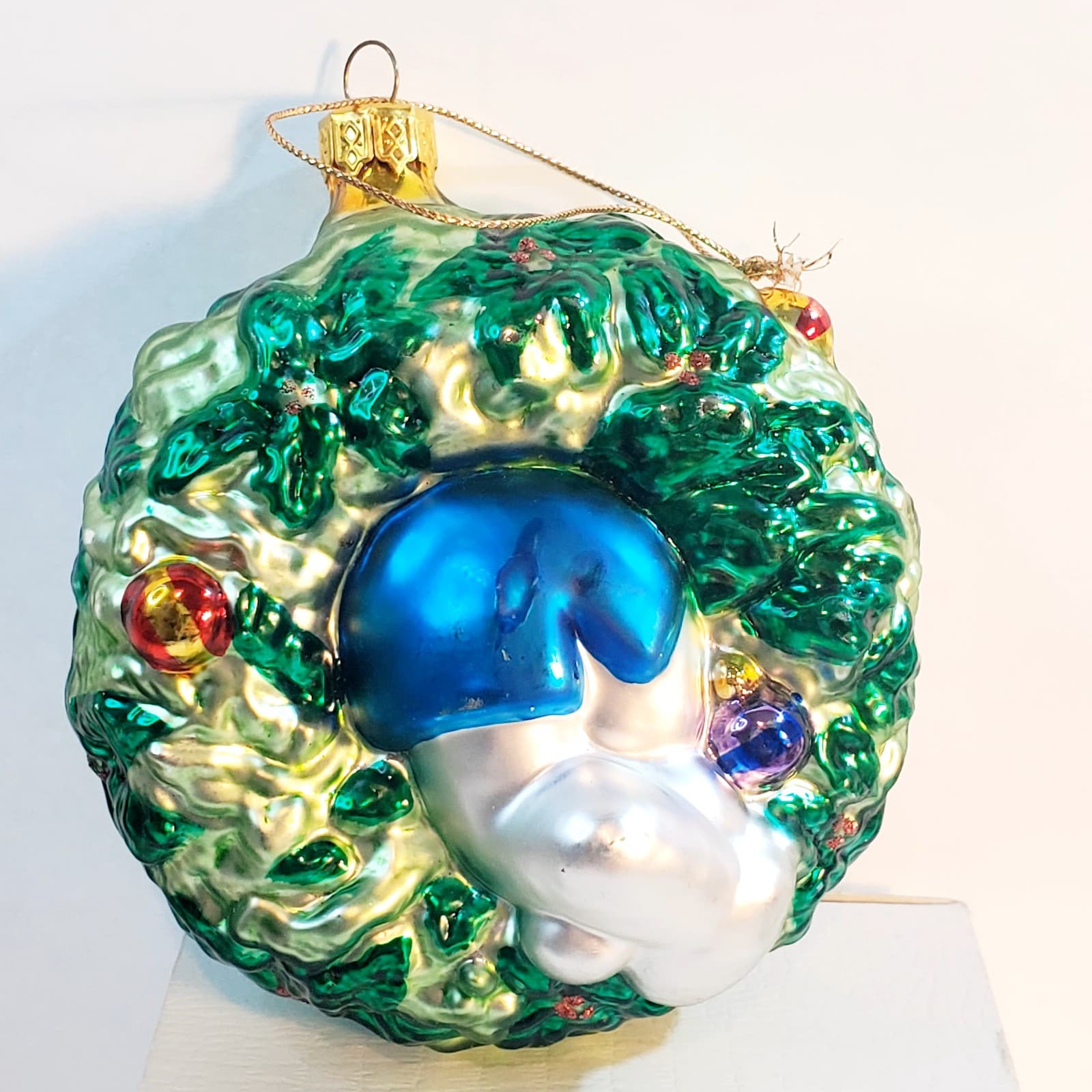 Vintage Blown Glass Snowman Jumping Through a Wreath Christmas Ornament - Thumbnail 3