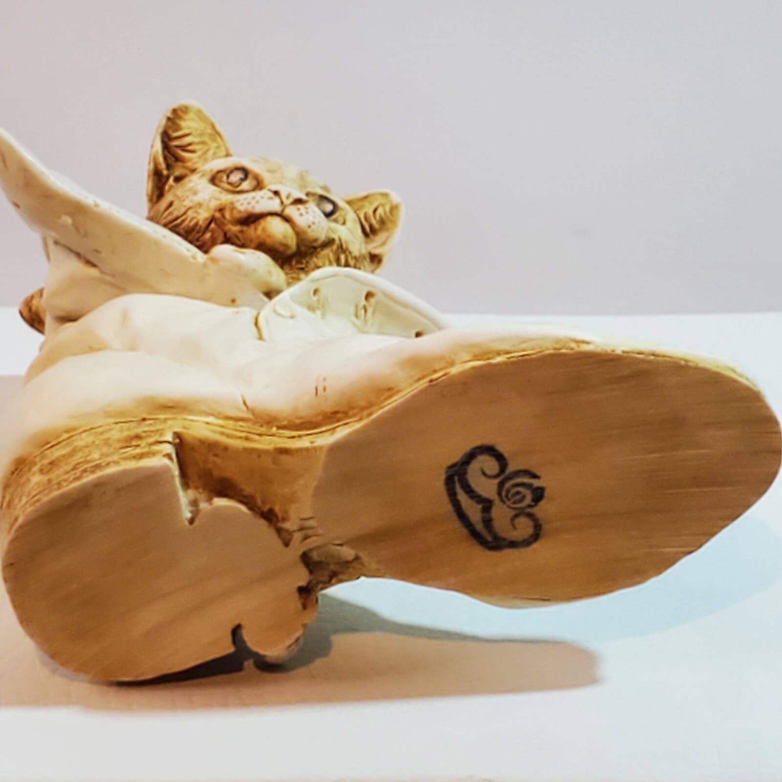 Vtg Harmony Kingdom Purrfect Fit Cat in Shoe Victorian Boot Trinket Box Figurine - Thumbnail 10