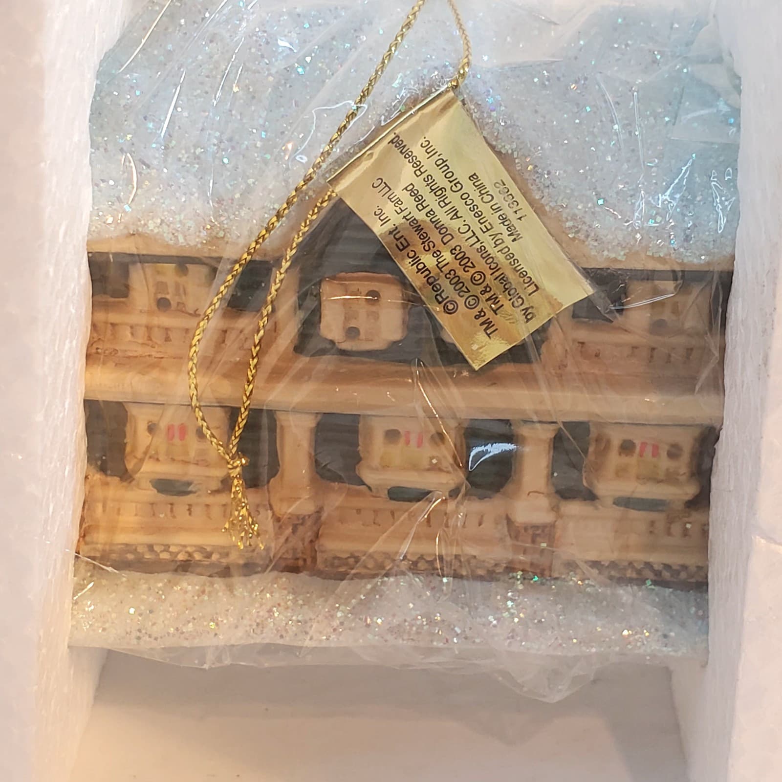 It’s A Wonderful Life Ma Bailey's House Series II Porcelain Brighten Up Ornament - Thumbnail 2