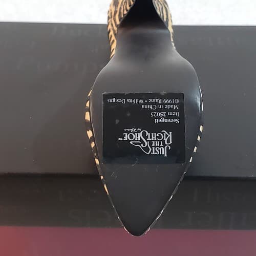 Vintage 1999 Collectible Just The Right Shoe By Raine Willits Serengeti #25025 - Thumbnail 6