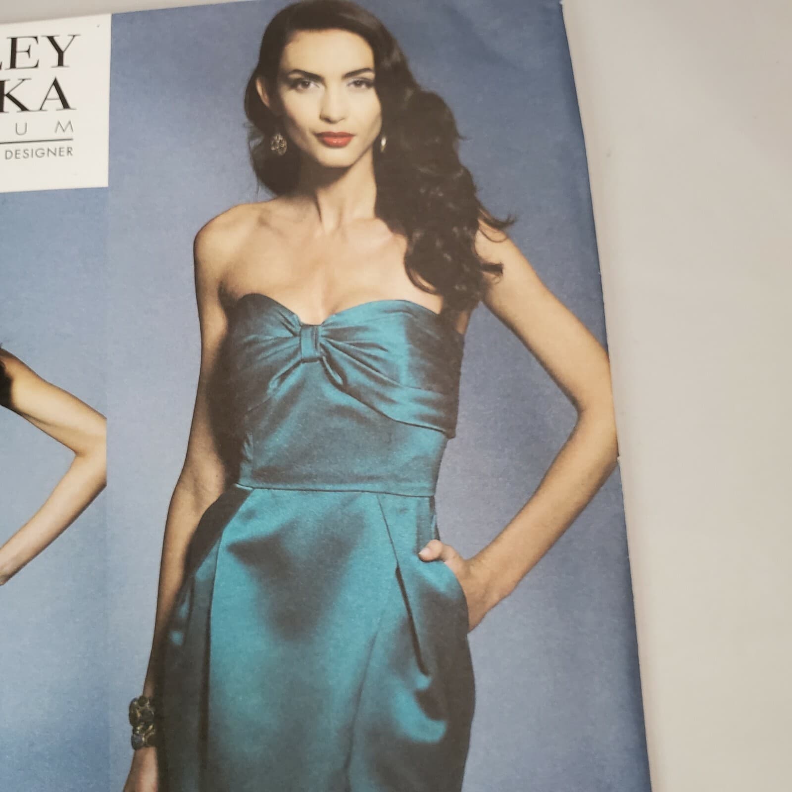 Vogue Sewing Pattern V1273 Badgley Mischka Platinum Misses Dress Uncut AAX 4-10 - Thumbnail 3