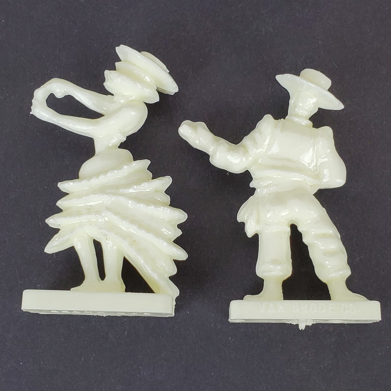4 Vtg Van Brode Co. Figures Around The World Spanish Italy Cereal Premiums 2" - Thumbnail 8