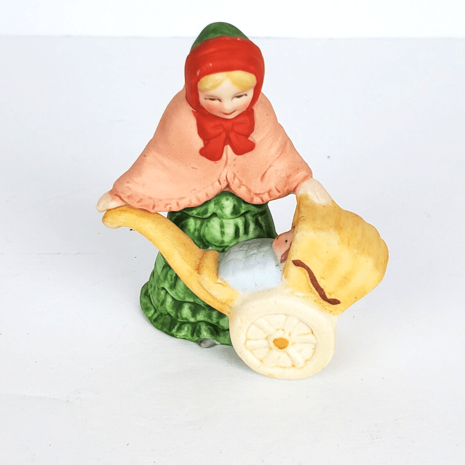 Vtg 1986 LEFTON Colonial Village Grandmother Eberhart Carriage Figurine #05827
