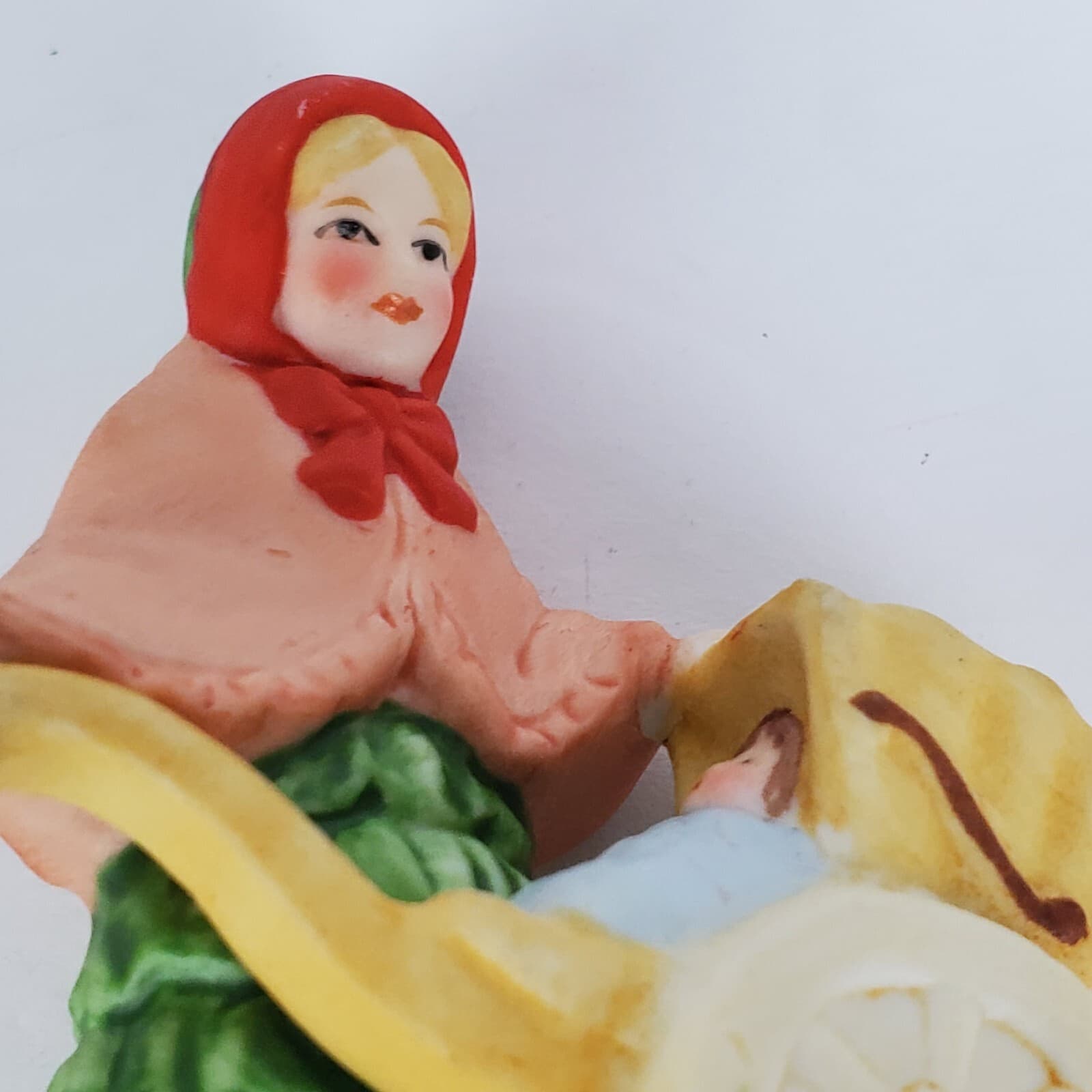 Vtg 1986 LEFTON Colonial Village Grandmother Eberhart Carriage Figurine #05827 - Thumbnail 2