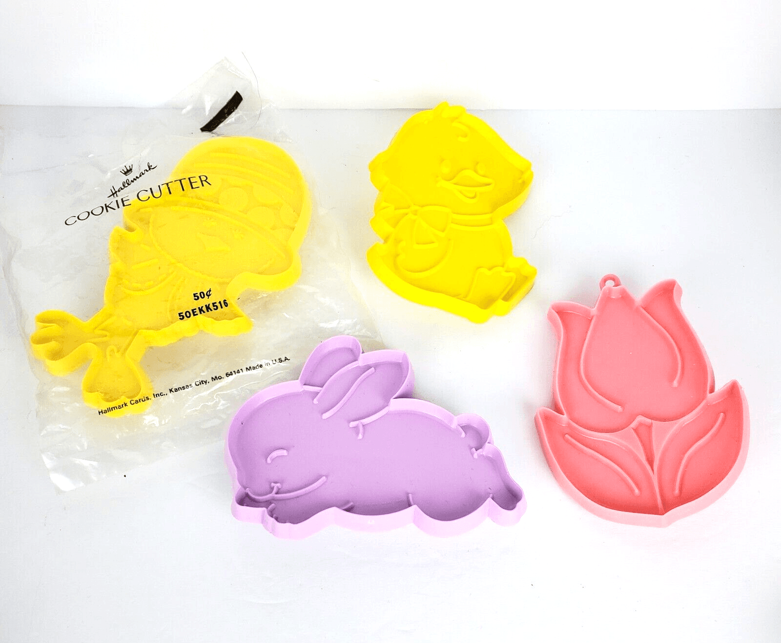 Vtg Hallmark Cookie Cutters Easter Set of 4 Bunny Tulip Sitting & Standing Chick