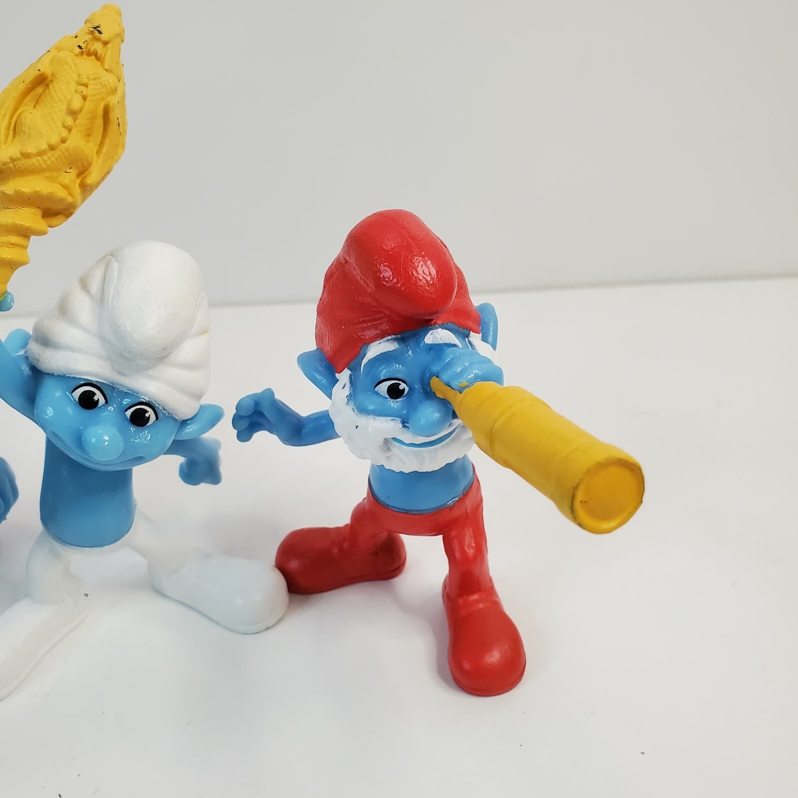 Lot of 4 Various Smurf Figurines McDonalds Happy Meal Toys 2011 PVC Peyo 3" Papa - Thumbnail 5