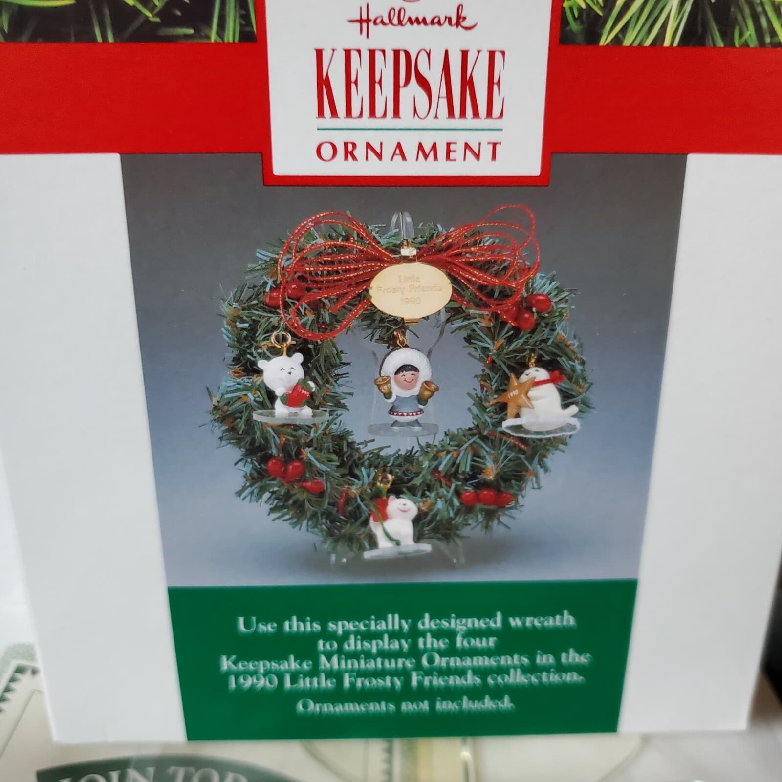 Hallmark Little Frosty Friends Display Wreath & Stand ORNAMENTS NOT INCLUDED - Thumbnail 4