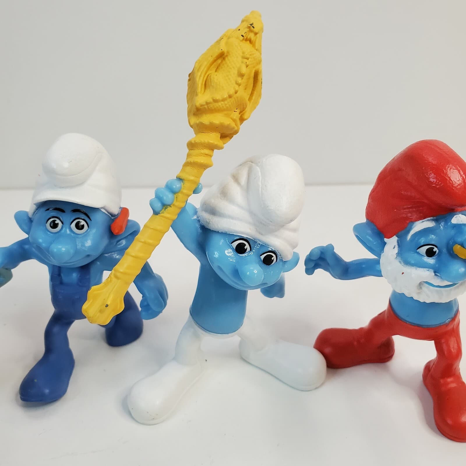 Lot of 4 Various Smurf Figurines McDonalds Happy Meal Toys 2011 PVC Peyo 3" Papa - Thumbnail 4