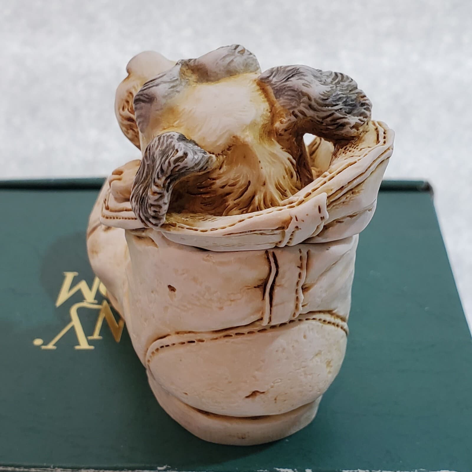 Harmony Kingdom Sole Mate Dog in Boot UK Made 1999 Trinket Box Figurine - Thumbnail 4