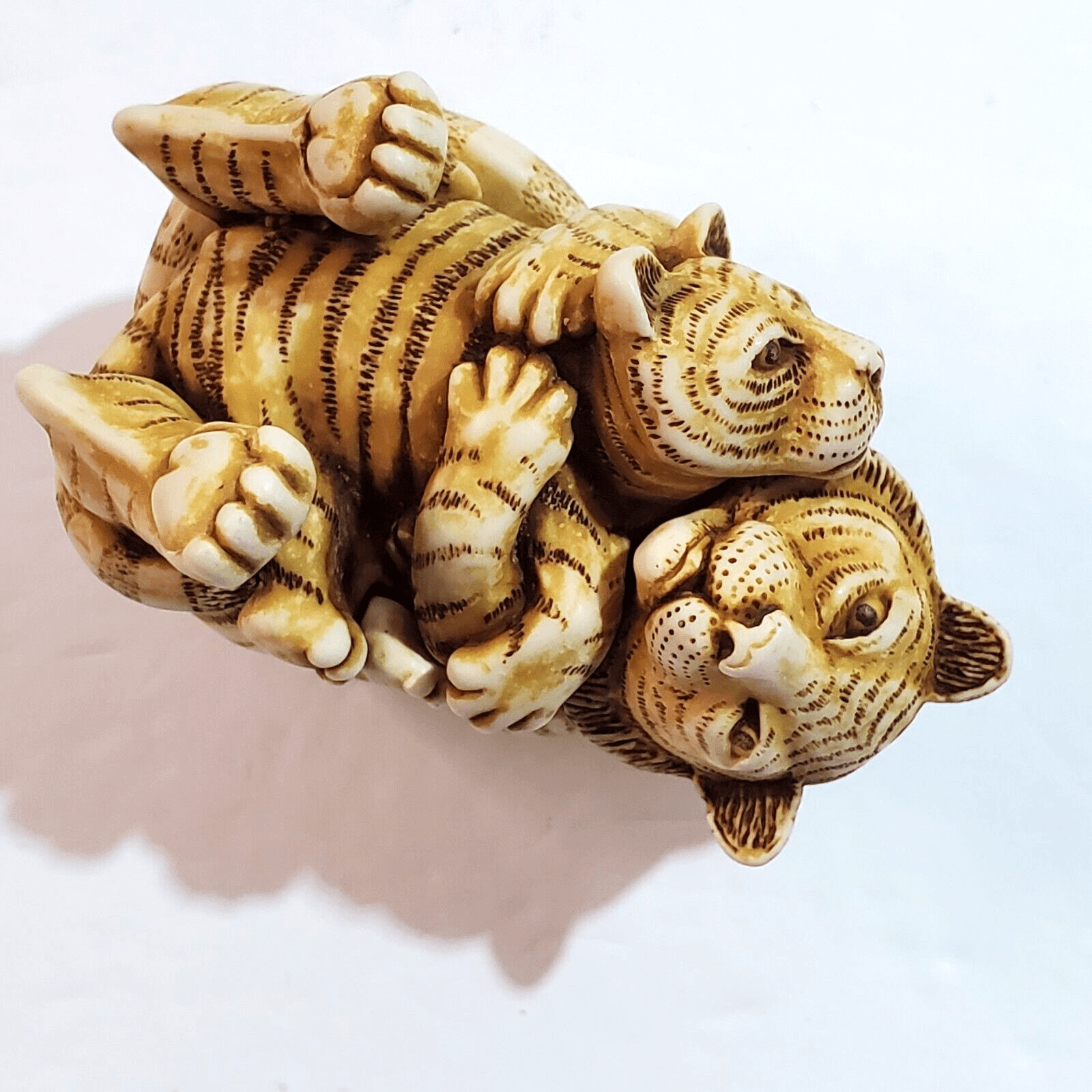 Harmony Kingdom Pride And Joy Mother and Cub Tigers UK Made Trinket Box Figurine - Thumbnail 3