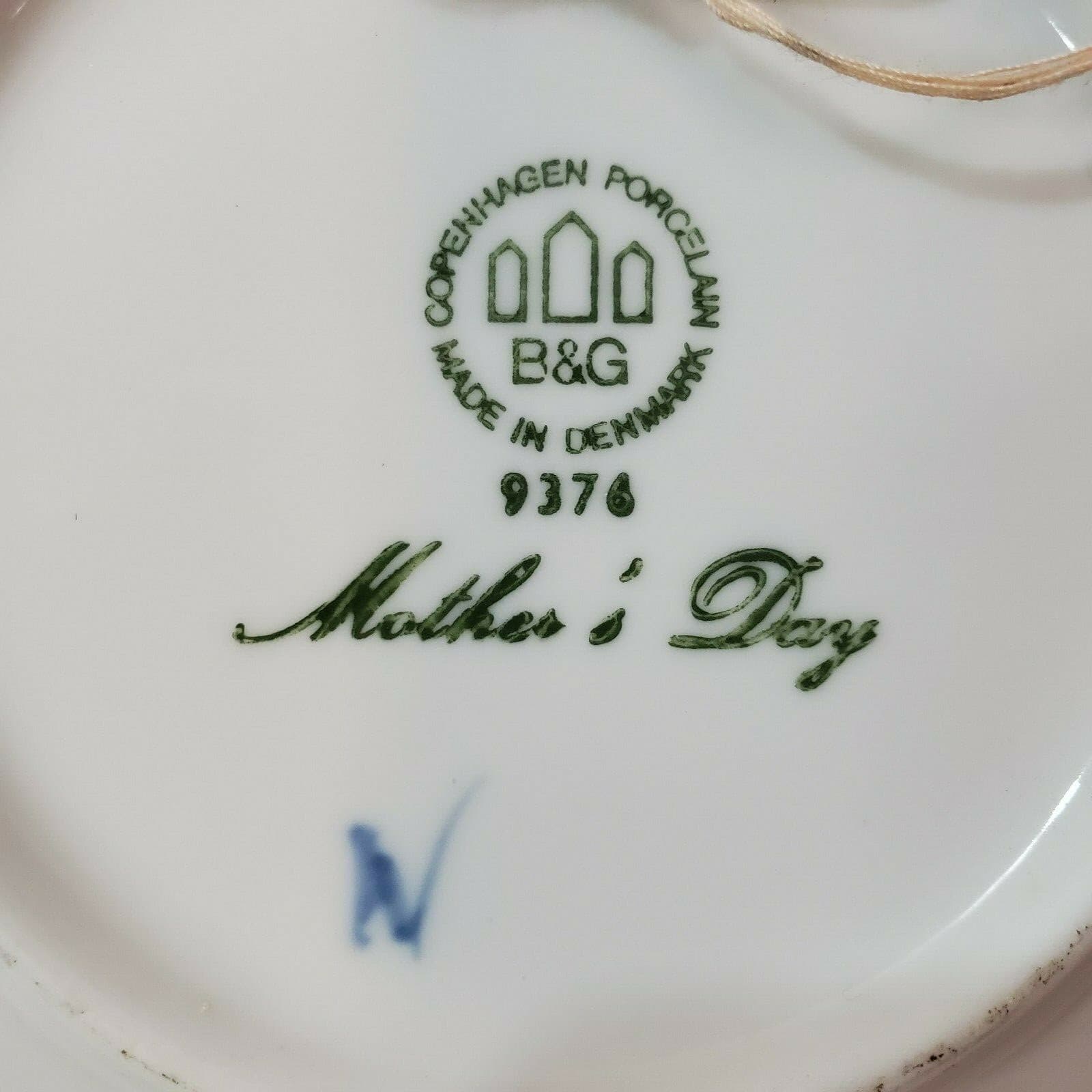 Vintage 1976 B & G Copenhagen Porcelain Blue Mothers Day Mors Dag Plate Swans - Thumbnail 4