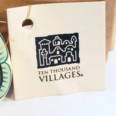 Ten Thousand Villages Christmas Ornament Nativity Hand Painted Egg Shell - Thumbnail 4