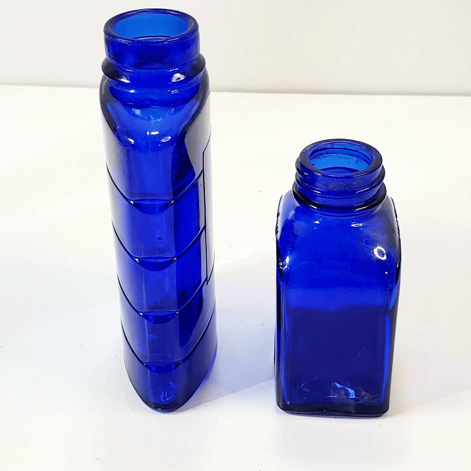 Vintage Bourjois Talcum Powder & Small Cobalt Blue Glass Bottles NO TOPS - Thumbnail 2