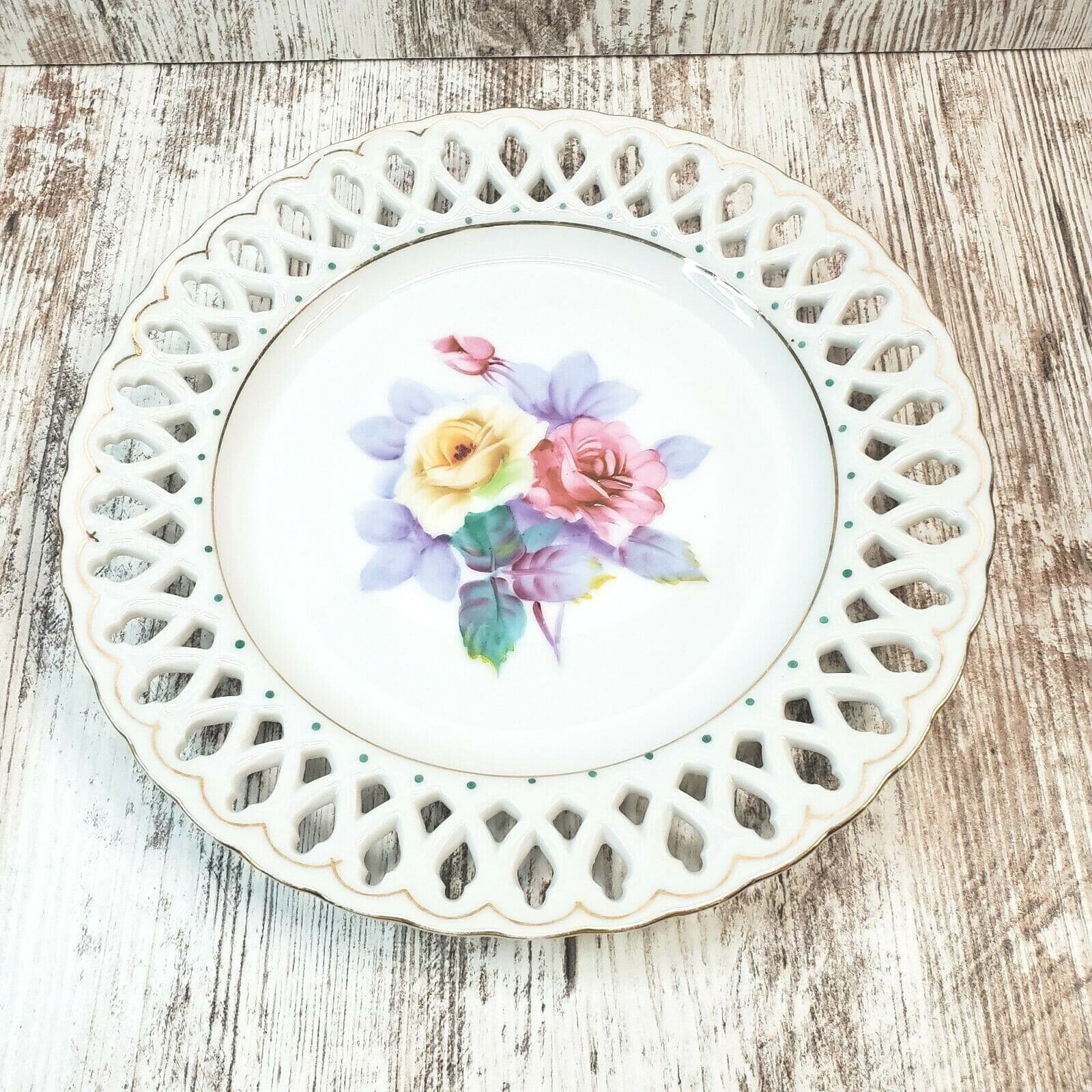 AIYO China Occupied Japan Handpainted Decorative Floral Plate with Gold Trim