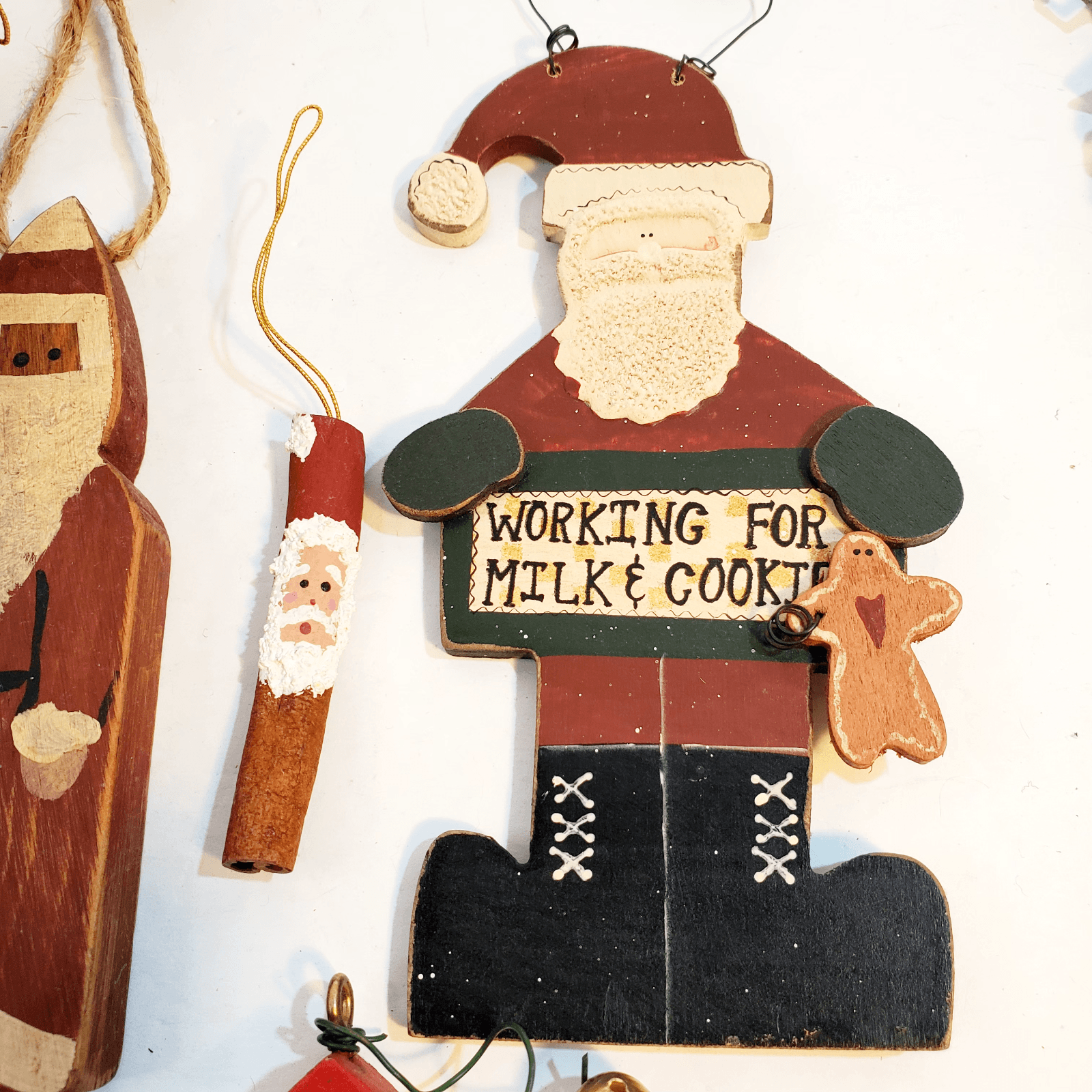 Lot of 7 Rustic Wooden Santa Christmas Ornaments Folk Art and Cinnamon Stick - Thumbnail 4