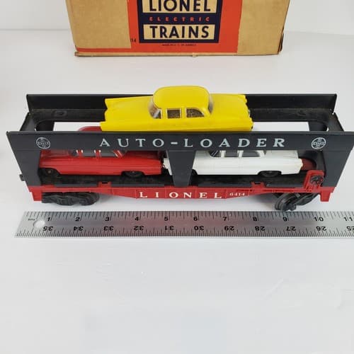 Vintage LIONEL Post War O Guage Black Red Auto Loader w/ 3 cars DAMAGED BOX - Thumbnail 10