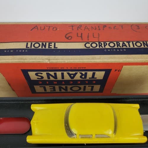 Vintage LIONEL Post War O Guage Black Red Auto Loader w/ 3 cars DAMAGED BOX - Thumbnail 3