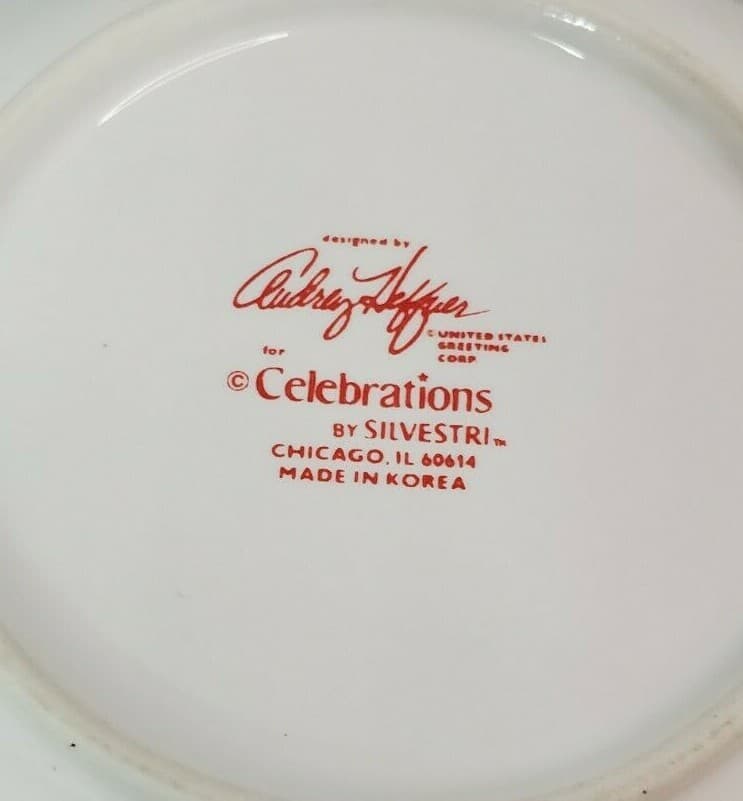 Celebrations by Silvestri Audrey Heffner Childs Plate, Cup & Bowl Christmas - Thumbnail 12