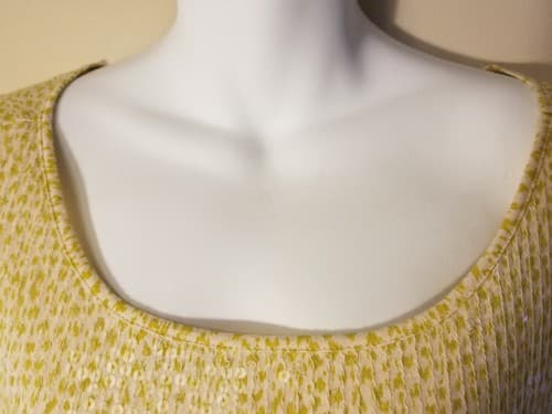 Ann Taylor Loft Size XS Cap Sleeve Yellow Sequin Front Tee Shirt 100% Cotton - Thumbnail 2