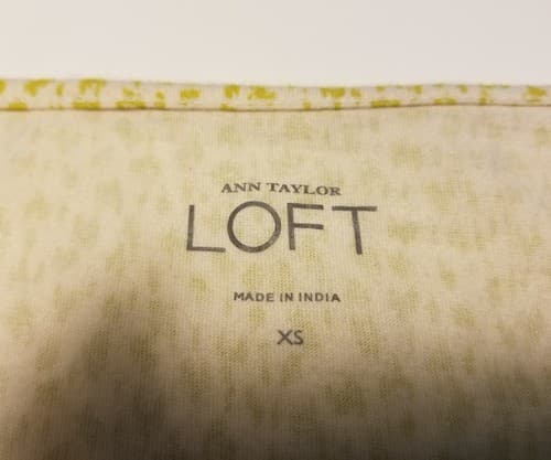 Ann Taylor Loft Size XS Cap Sleeve Yellow Sequin Front Tee Shirt 100% Cotton - Thumbnail 3