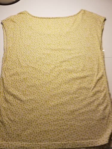 Ann Taylor Loft Size XS Cap Sleeve Yellow Sequin Front Tee Shirt 100% Cotton - Thumbnail 6