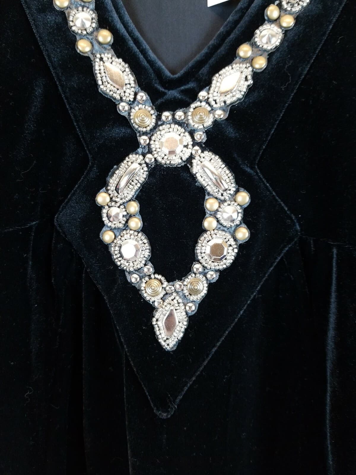 Gabriella Rossi Size M V Neck Velvet Romantic Long Sleeve Embellished Blouse - Thumbnail 2